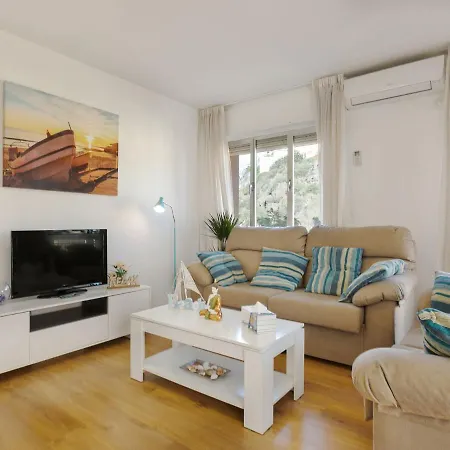 Belvilla By Oyo Cozy Apartment Rincón de la Victoria Exterior photo